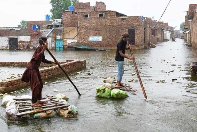 ملک بھر میں سیلاب سے ہلاکتوں کی تعداد 1030 سے تجاوز کرگئی