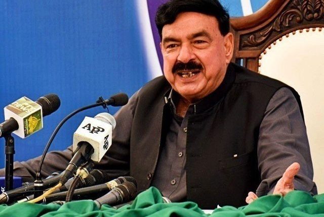 بھوک افلاس، بے روزگاری کسی کی کال کاانتظار نہیں کرے گی، شیخ رشید