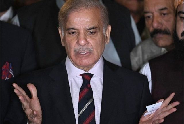 وزیراعظم کی نااہلی کیلئے آرٹیکل 62 کے تحت سپریم کورٹ میں درخواست دائر