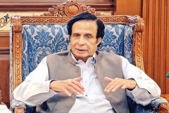 عمران خان نے نگراں وزیراعلیٰ پنجاب کیلئے 3 نام تجویز کردیے، پرویز الہیٰ